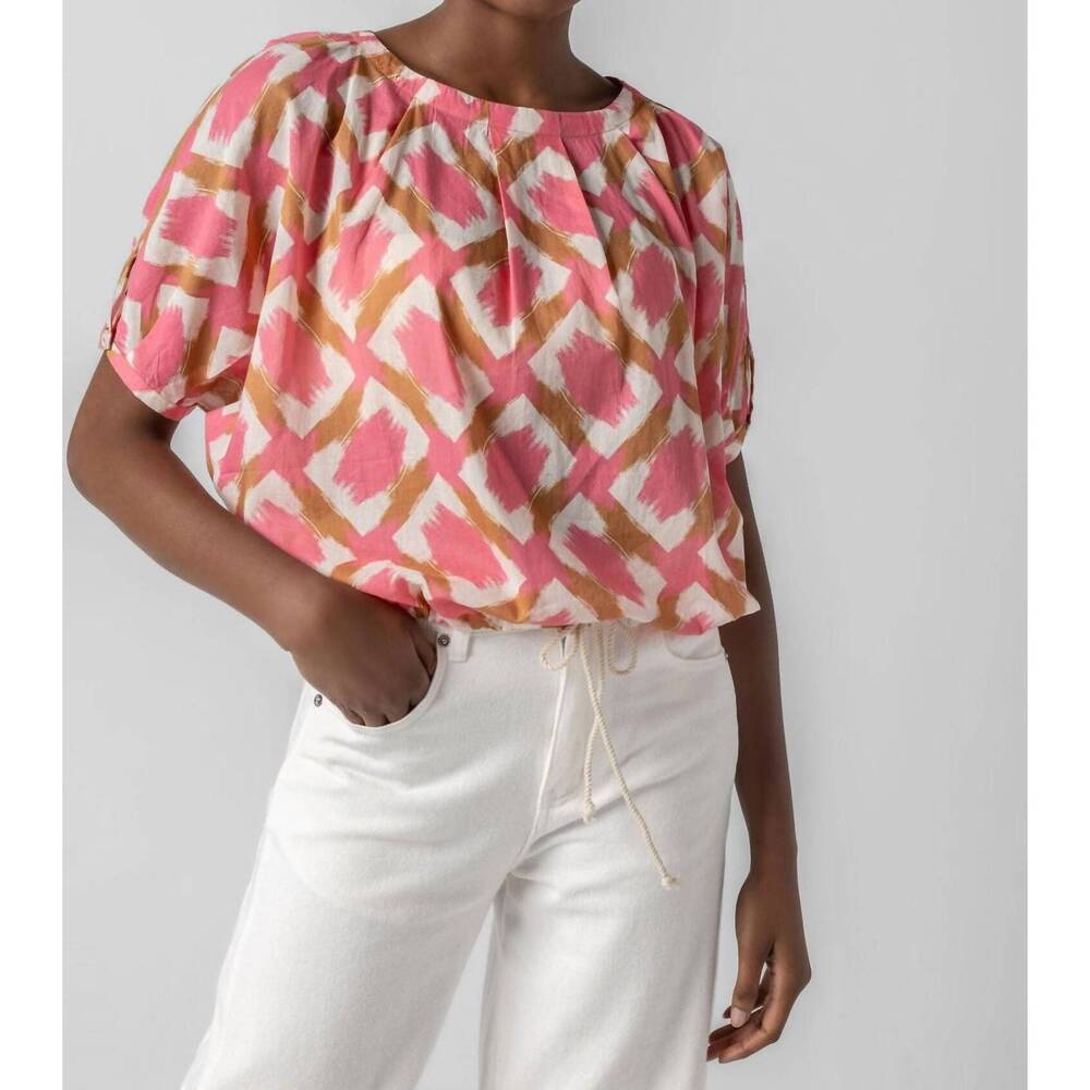 NEW LILLA P short sleeve tie waist top in punch ikat print